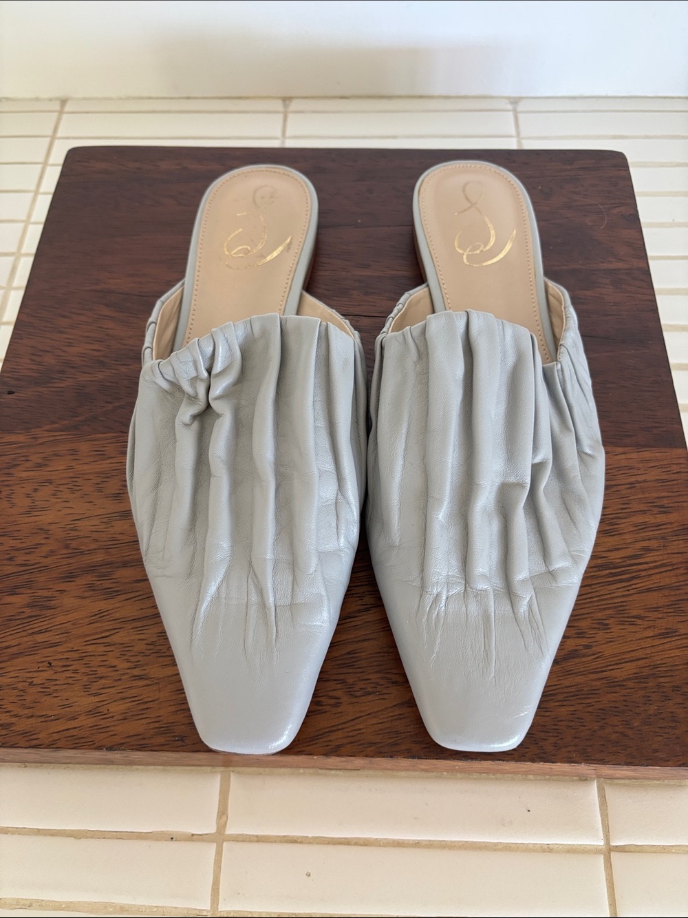 Sam Edelman Gray Ruched Leather Slide Women’s 8.5